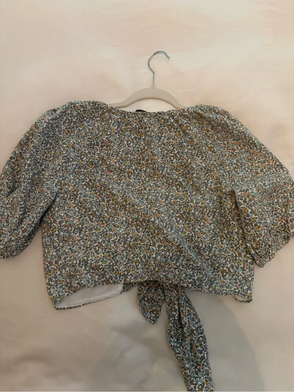 Abercrombie Floral Tie-Front Crop Top & Shorts Set - White/Olive